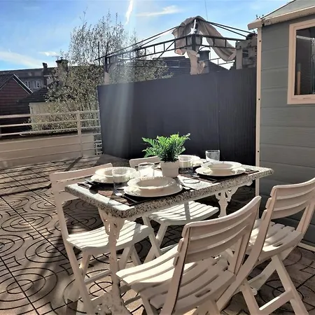 Gran Terraza Privada, Luminoso Y Tranquilo Con Wifi