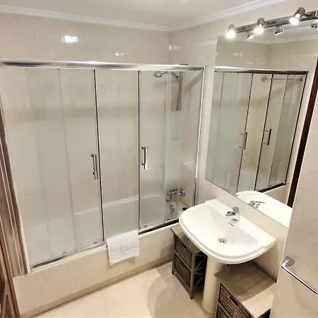 아파트 Gran Terraza Privada, Luminoso Y Tranquilo Con Wifi *