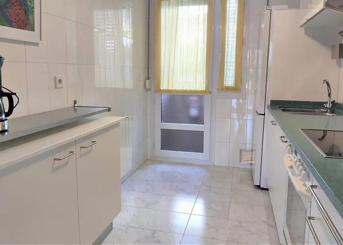 Gran Terraza Privada, Luminoso Y Tranquilo Con Wifi * Santander